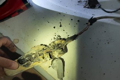 burdurda-prize-takilan-uzatma-kablosu-yangina-sebep-oldu