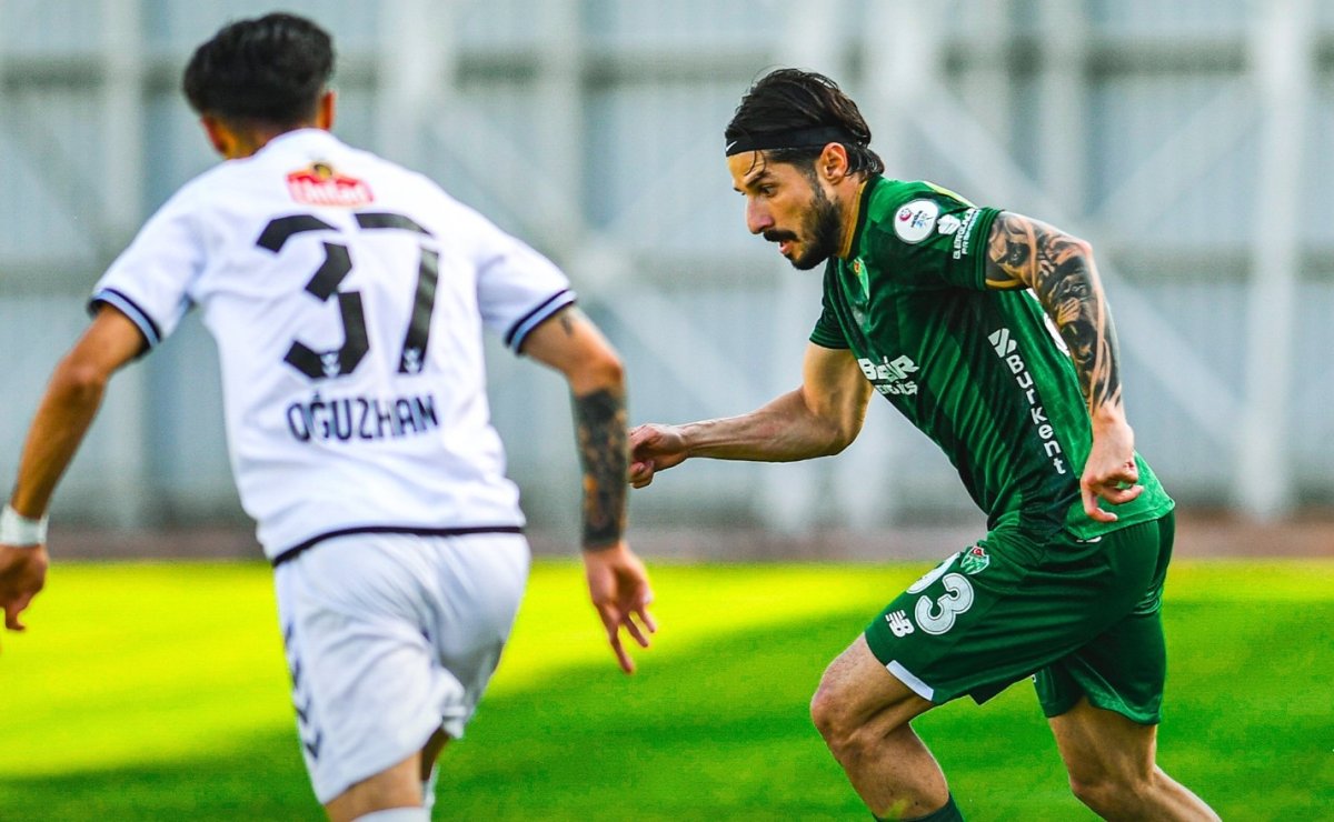 bursaspor-aksaray-deplasmaninda-2-1-kazandi