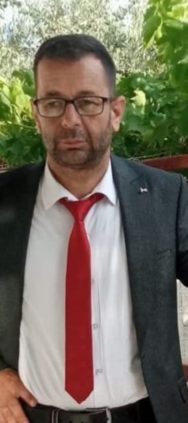 devrilen-traktorun-altinda-kalan-surucu-hayatini-kaybetti