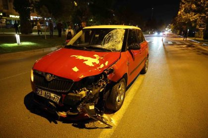 elazigda-otomobilin-carptigi-yayalardan-biri-hayatini-kaybetti