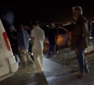 hatayda-yolcu-minibusu-traktore-carpti-15-yarali