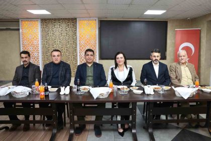 il-muduru-aydin-icin-veda-yemegi-duzenlendi