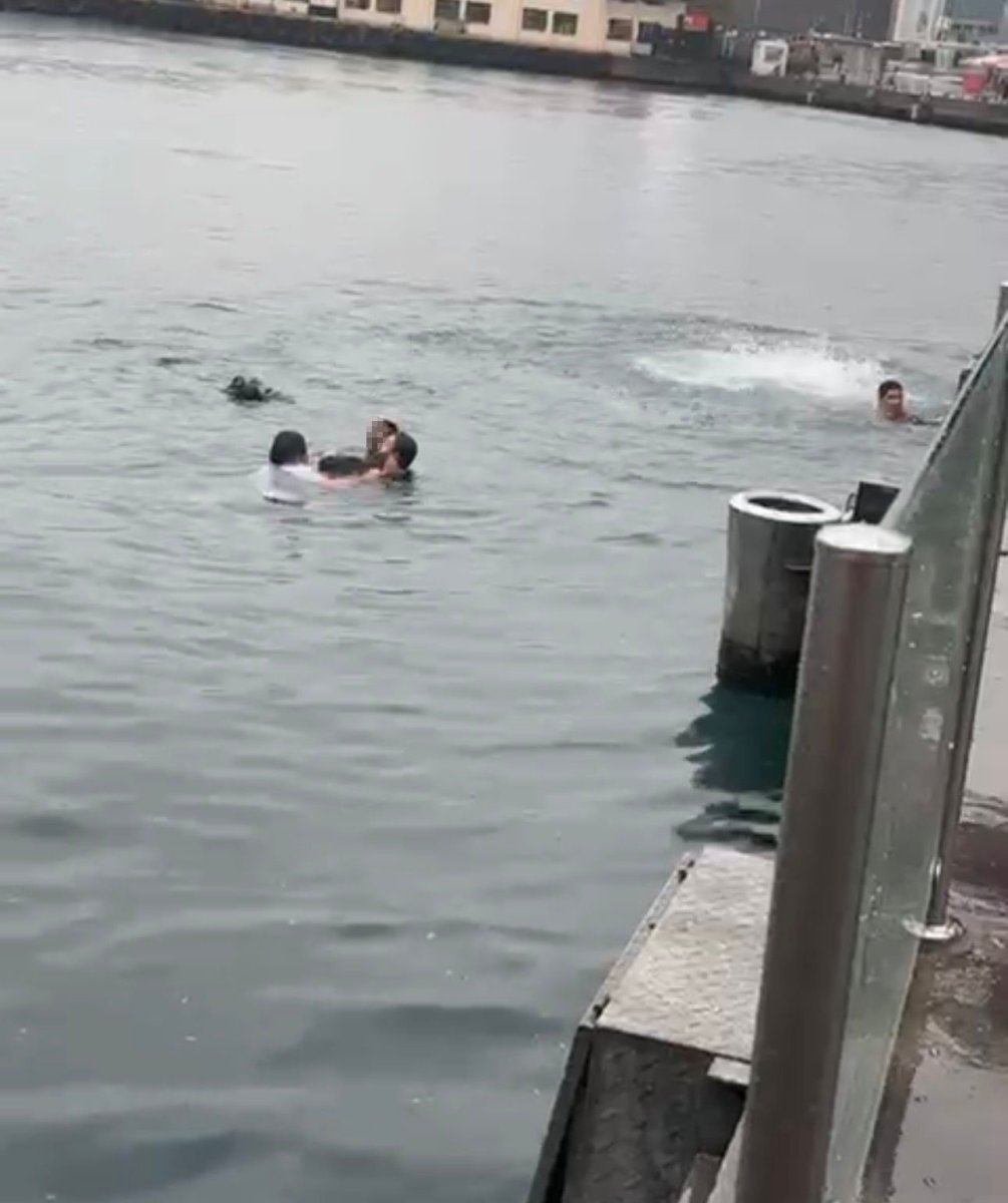 kadikoyde-engelli-4-kisi-denize-dustu-1i-hayatini-kaybetti-3u-kurtarildi