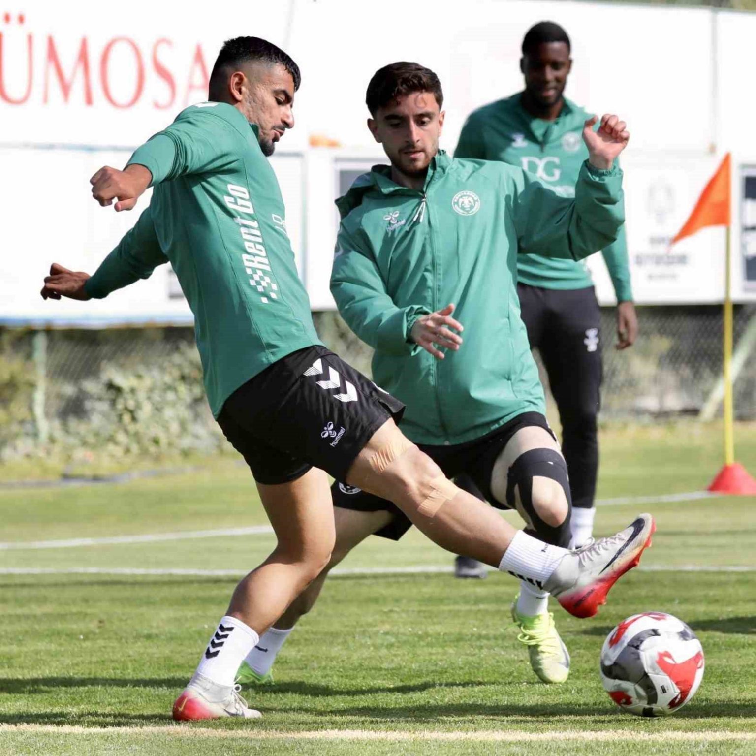 konyaspor-besiktas-maci-hazirliklarina-basladi