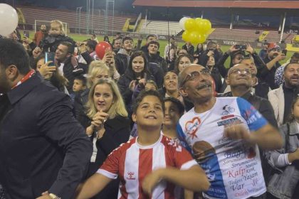 losemiyi-atlatan-11-yasindaki-gencay-icin-gokyuzune-balonlar-birakildi