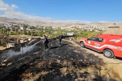 malatyanin-darende-ilcesinde-ot-yangini