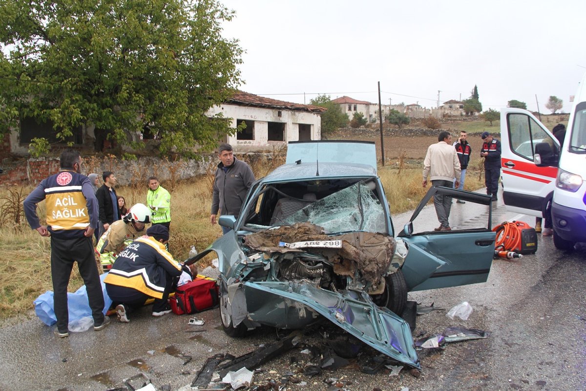 manisada-yagmur-kazayi-da-beraberinde-getirdi-1-bebek-oldu-5-kisi-yaralandi