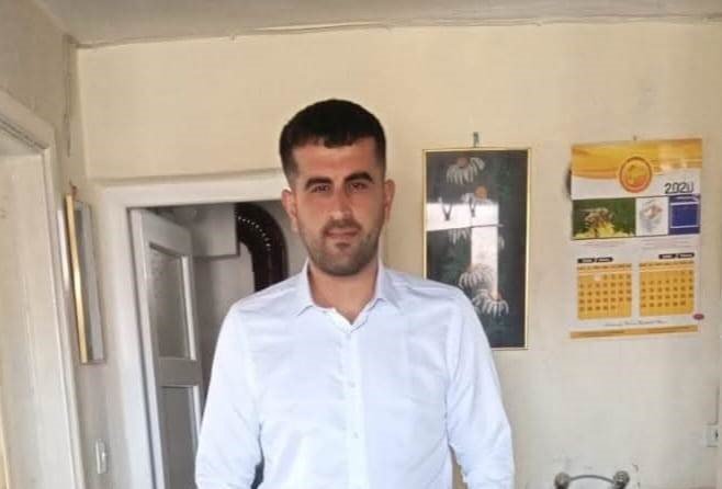 mersinde-otomobil-bariyerlere-carpti-1-olu-2-yarali