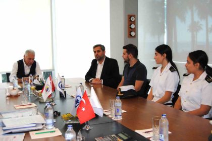 mersinli-genc-denizciler-erasmus-staji-icin-italya-yolcusu