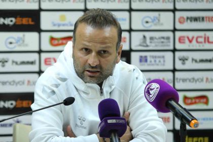 osman-zeki-korkmaz-sivasspor-gibi-bir-kulubun-teknik-adami-kulupten-bu-sekilde-ayrilmaz