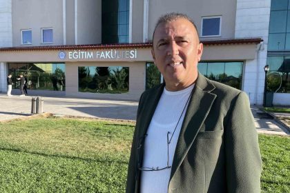 sanal-kimlik-gercegi-unutturuyor-rol-karmasasi-bireyi-intihara-surukluyor