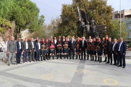 sokede-muhtarlar-gunu-kutlandi