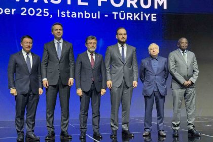 tarim-ve-orman-bakani-yumakli-istanbul-sifir-atik-vizyonunun-kuresel-merkezlerinden-biri-haline-gelmistir