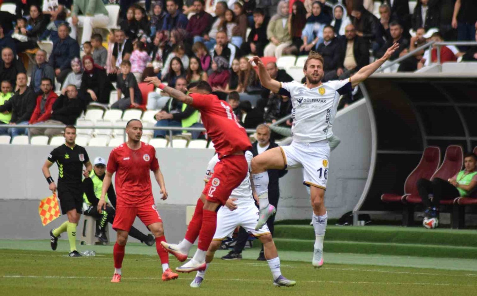tff-2-lig-karaman-fk-0-mke-ankaragucu-0