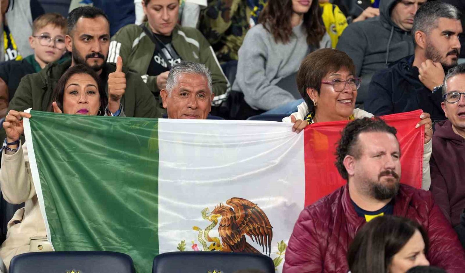 trendyol-super-lig-fenerbahce-0-fatih-karagumruk-0-mac-devam-ediyor