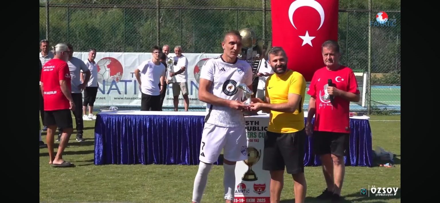 van-masterler-penaltilarda-kaybetti-turnuvayi-turkiye-ikincisi-olarak-tamamladi
