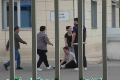 27-yasindaki-genc-parkta-olu-bulundu-annenin-feryadi-yurekleri-dagladi