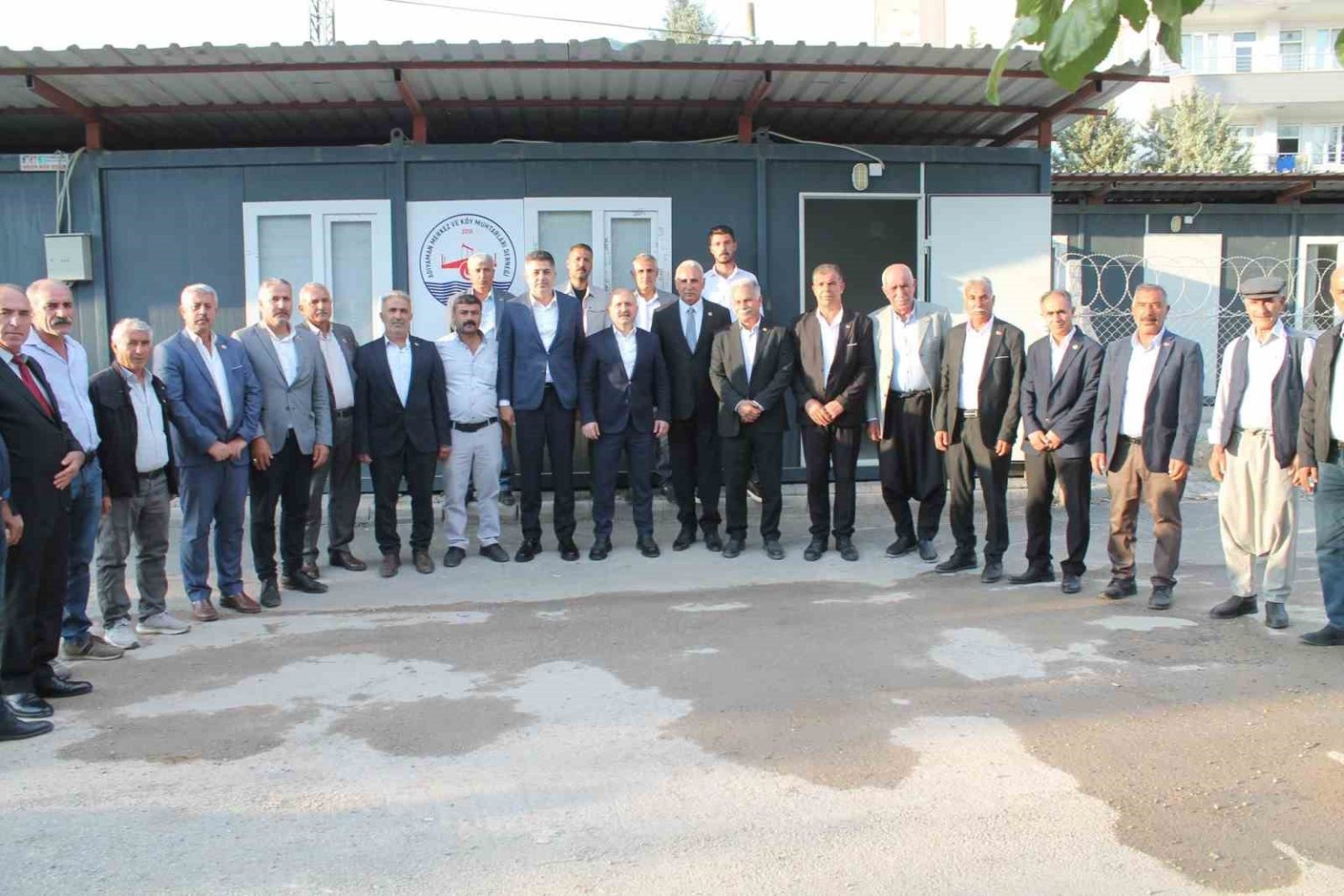 adiyamanda-il-protokolu-muhtarlarla-bir-aray-geldi