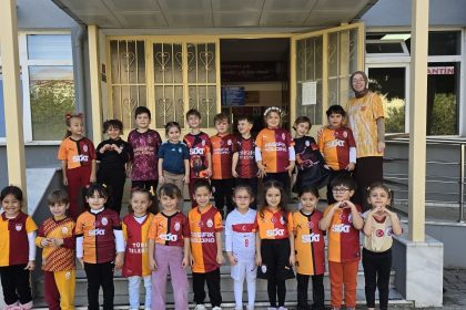 ana-sinifinda-forma-gunu-etkinligi