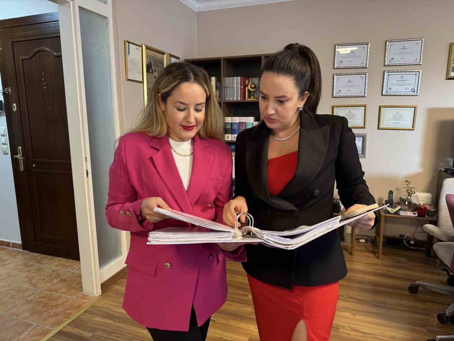 avukat-kediye-nafaka-olayini-yorumladi-emsal-bir-protokol