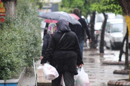 aydinda-yagisli-hava-surecek