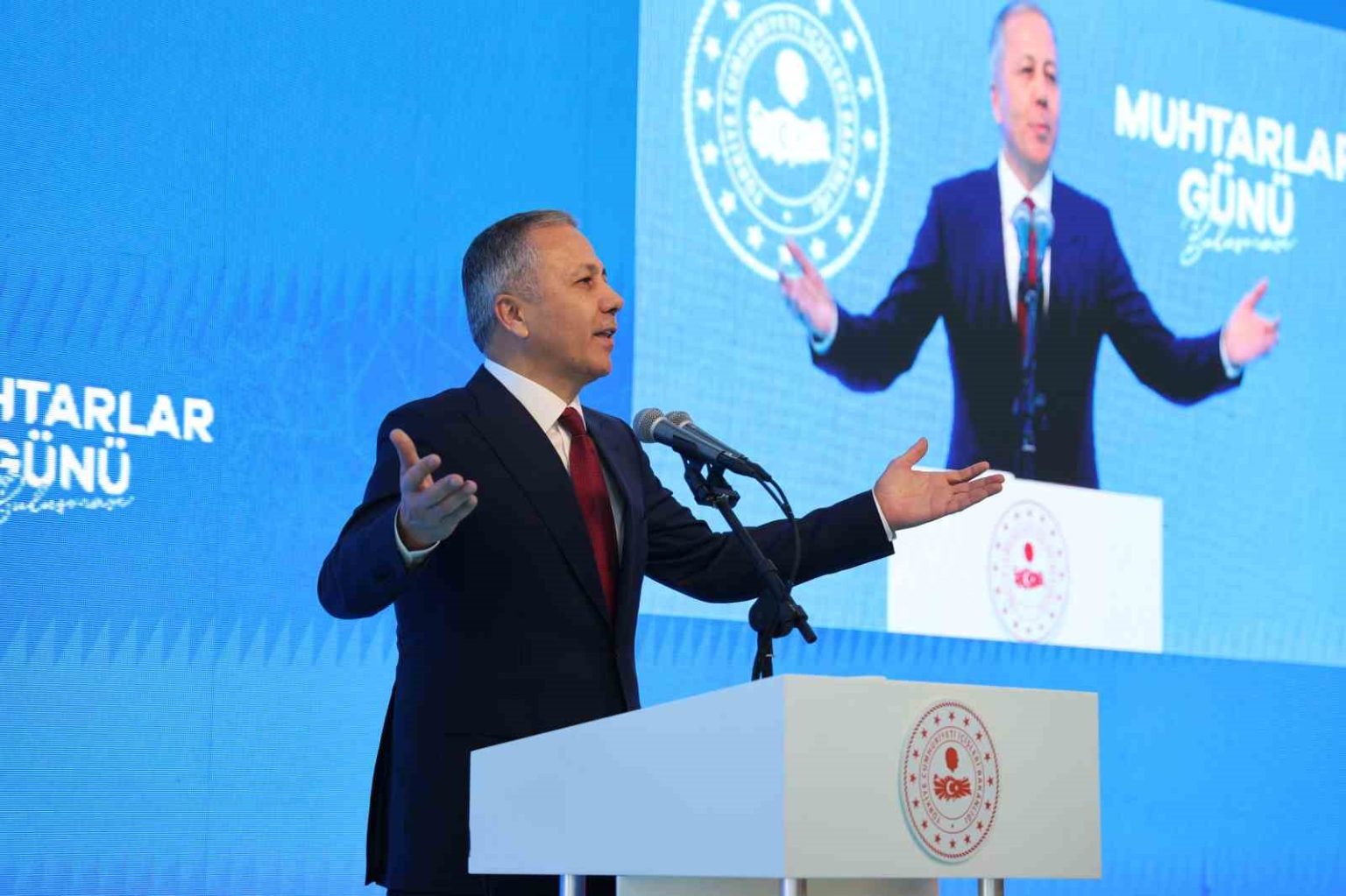 bakan-yerlikaya-artik-bu-topraklarda-silah-degil-soz-konusacak-nefret-degil-muhabbet-yukselecek