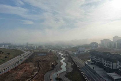 bandirma-beyaza-burundu-sehir-yogun-sis-altinda-kaldi