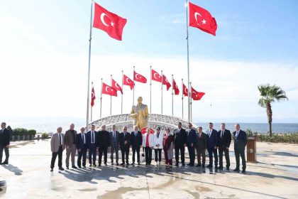 baskan-biyik-muhtarlarimizla-el-ele-darica-icin-calisiyoruz