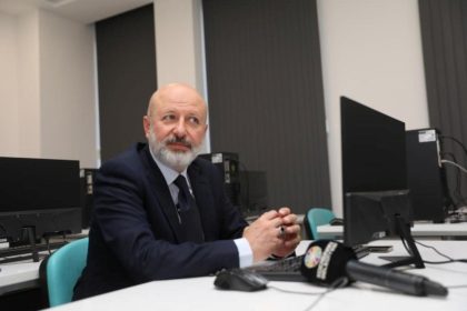 baskan-colakbayrakdar-kocasinan-iq-ile-gelecege-yatirim-yapiyoruz