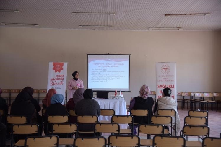 bilecikte-meme-kanseri-farkindalik-etkinligi-duzenlendi