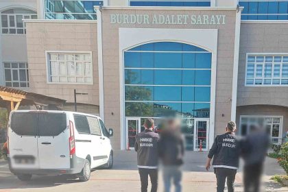 burdurda-uyusturucu-operasyonu-2-tutuklama