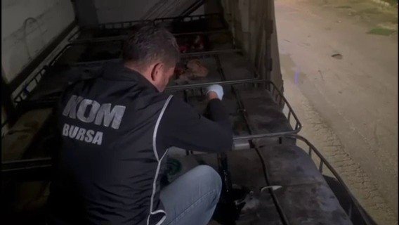 bursada-26-bin-litre-kacak-akaryakit-ele-gecirildi