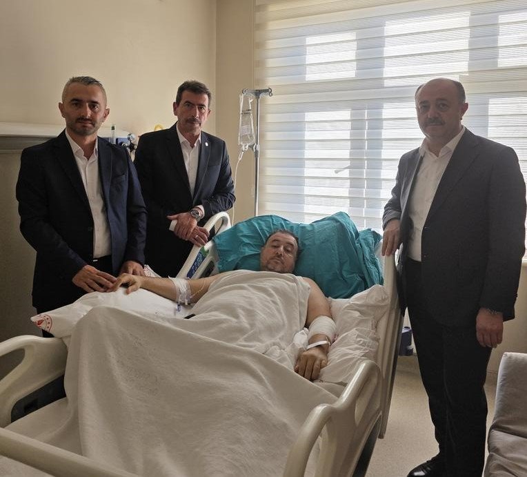 denizlide-silahli-saldiriya-ugrayan-okul-mudurunun-tedavisi-devam-ediyor