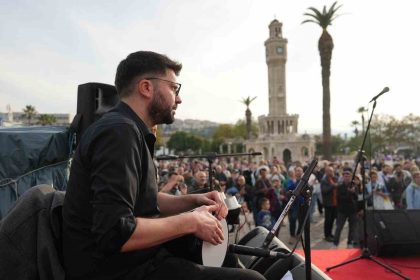 ege-universitesinin-kultur-ve-sanat-etkinlikleri-goz-doldurdu