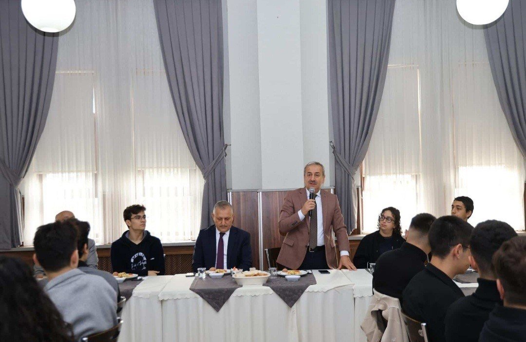 erasmus-projelerinden-1-milyon-166-bin-euro-hibe