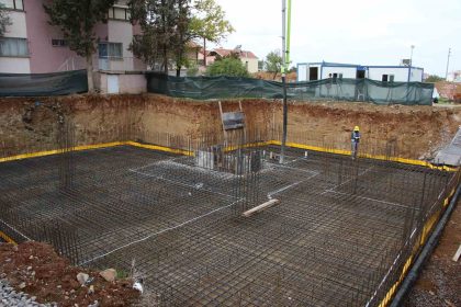 esmede-saglik-tesisleri-ve-meslek-yuksekokulu-binasi-temeli-atildi