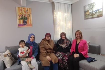 kadin-baskandan-kadin-muhtarlara-anlamli-ziyaret