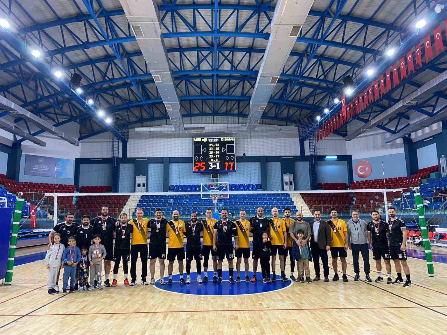 kamu-spor-oyunlari-voleybol-musabakalari-tamamlandi