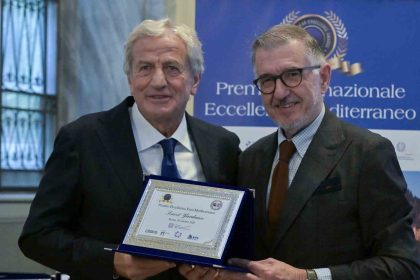 kenan-yildiz-servet-yardimci-ve-jose-mourinhoya-italyadan-odul