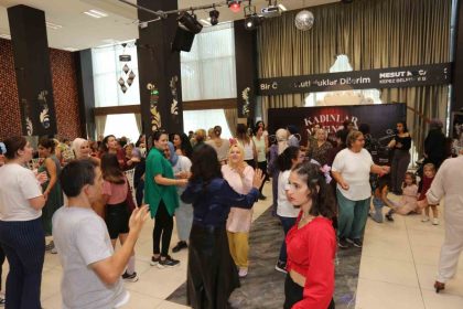 kepezli-kadinlar-matinede-bulustu