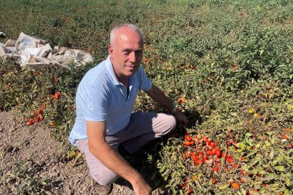 londrada-kazandiklariyla-memleketine-toprak-yatirimi-yapti