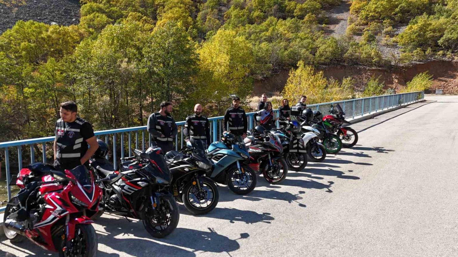 motosiklet-tutkunlari-gencleri-kotu-aliskanliklardan-uzak-tutmak-icin-dernek-kurdu