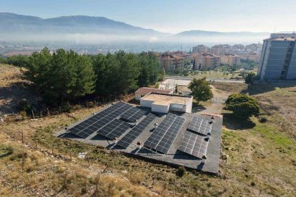 muski-enerjisini-gunesten-aliyor