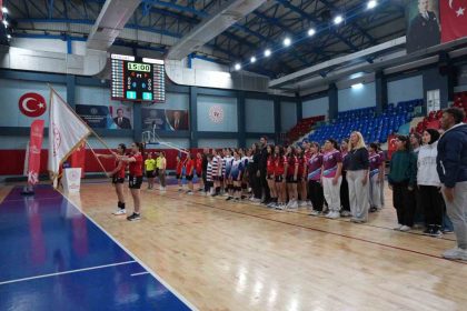 okul-sporlari-acilis-seremonisiyle-basladi