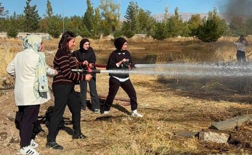 patnosta-afet-ve-yangin-egitimi-ile-guvenlik-farkindaligi-artirildi