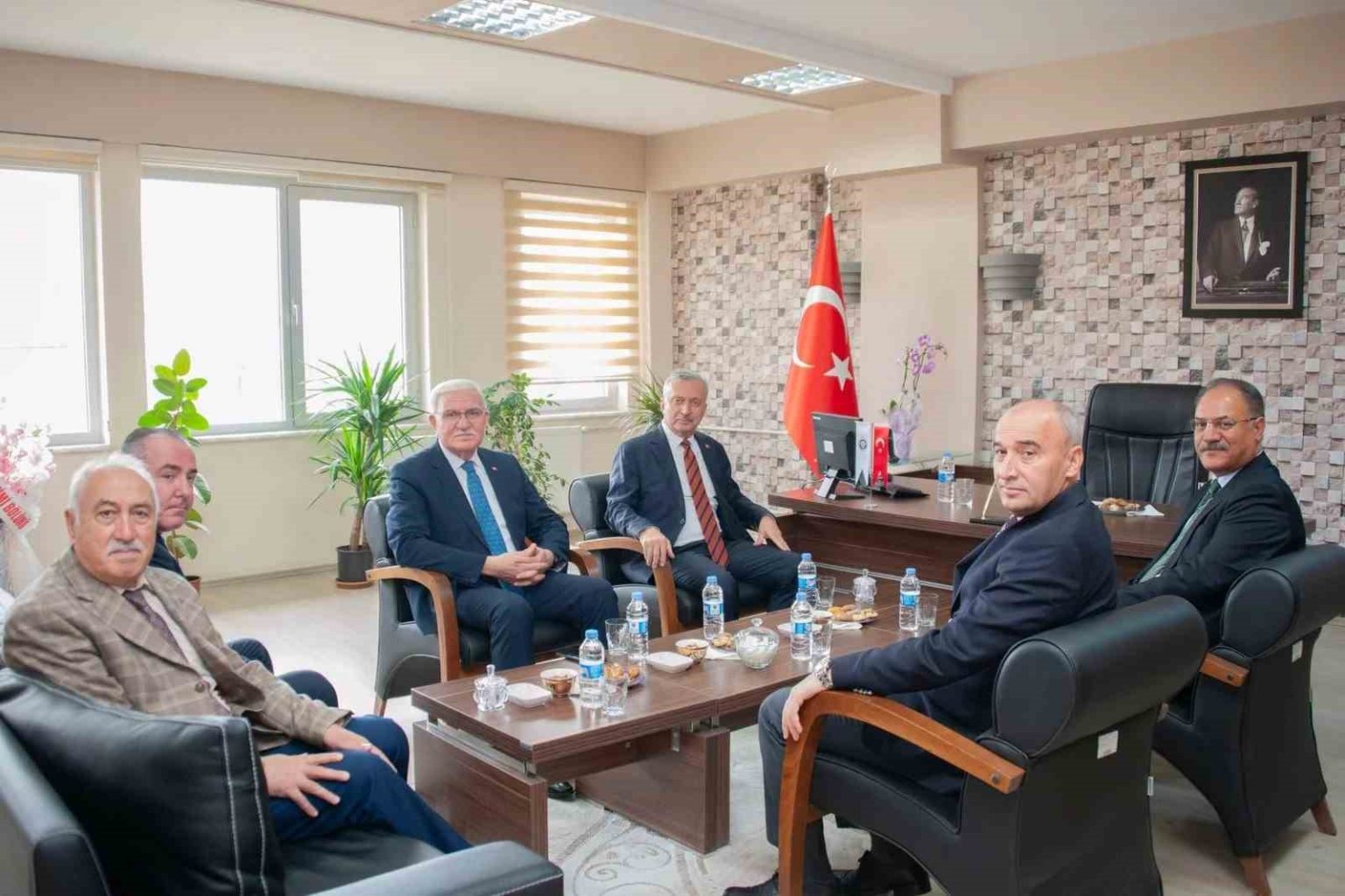 prof-dr-karabulut-iktisadi-ve-idari-bilimler-fakultesi-dekani-olarak-atandi