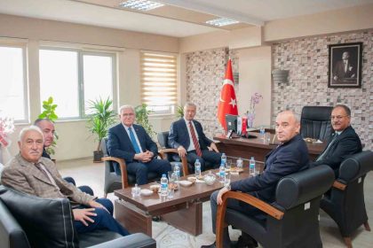 prof-dr-karabulut-iktisadi-ve-idari-bilimler-fakultesi-dekani-olarak-atandi