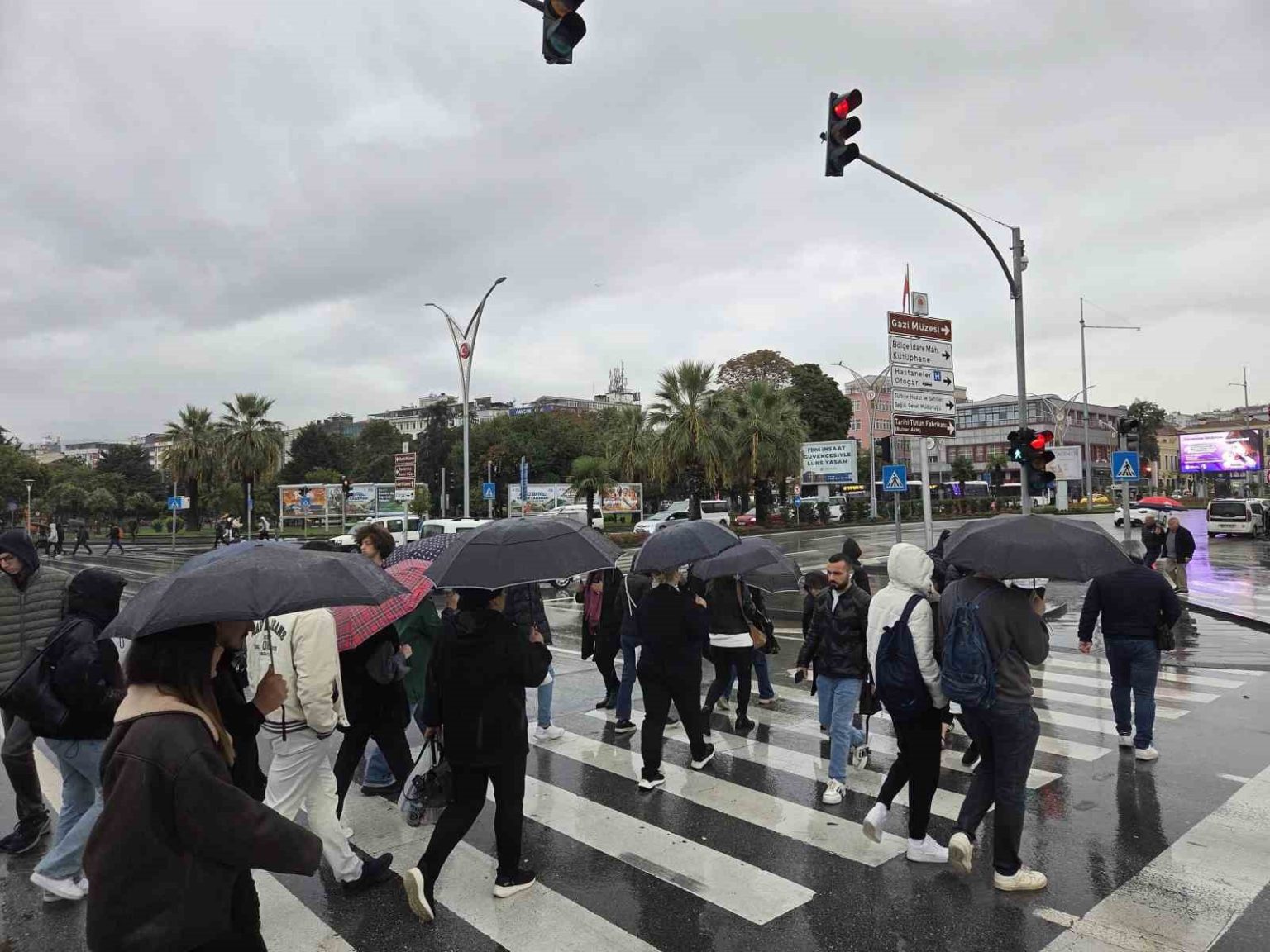 samsunda-kuvvetli-saganak-metrekareye-413-kilo-yagis-dustu