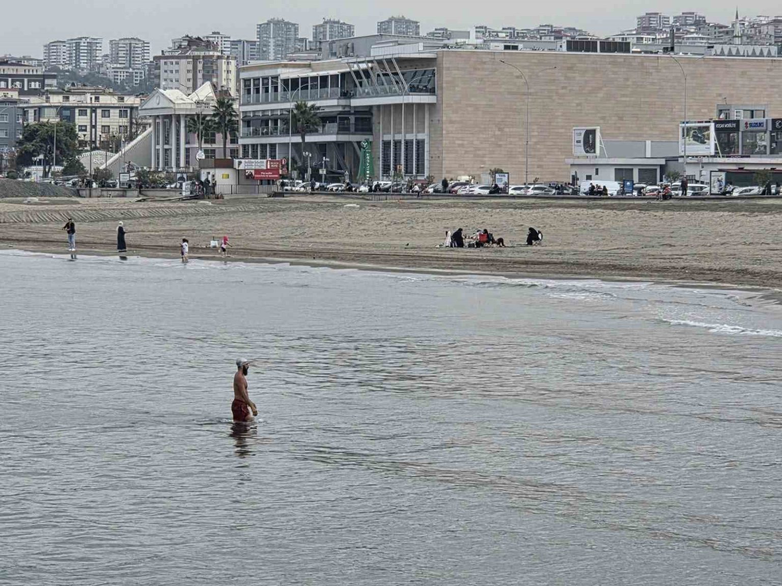 samsunda-sonbaharda-deniz-keyfi