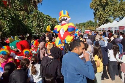 sanliurfada-cocuk-ve-genclik-bulusmasina-yogun-ilgi-100-bin-kisi-katildi